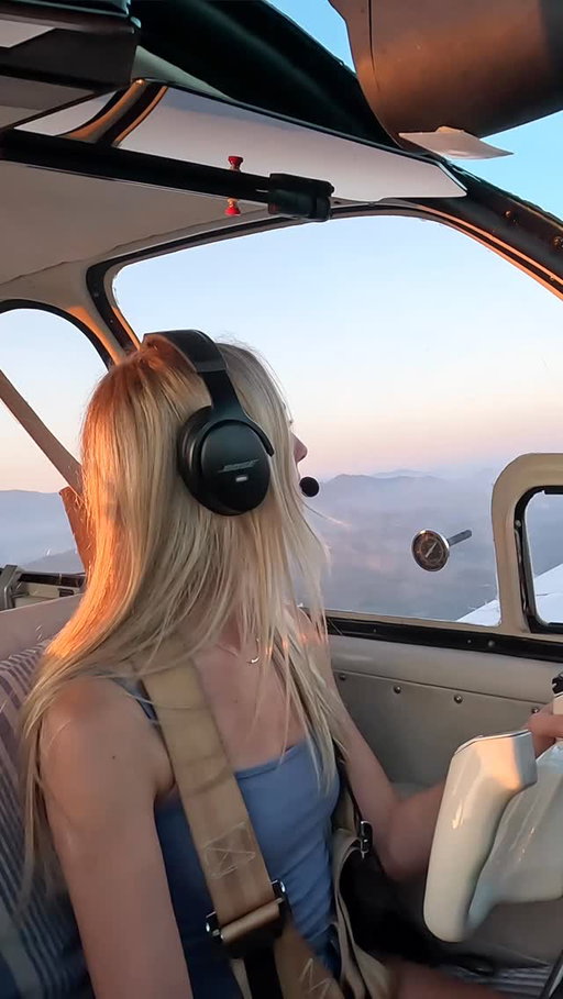 a little sunset landing in the bonanza for your feed 🧘‍♀️