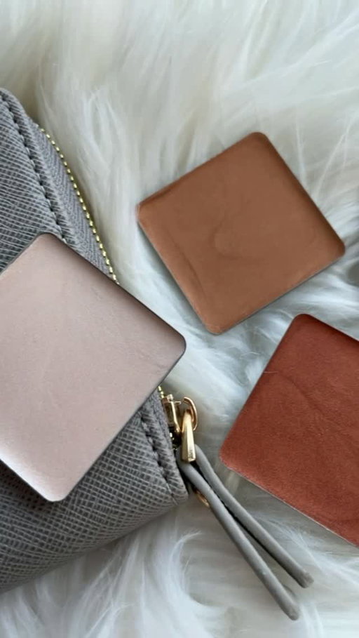 I LOVE STUFF! Especially @saltnewyork @kikiandthejets * Gifted 

Use: CASSANDRA10 to save!! * Affiliate Code

• Vegan + cruelty free
• Non-comedogenic 
• Hand poured in New York City
• Zero waste packaging

#saltnewyork #creamblush #creambeautyproducts #lipandcheek #lipandcheekcream #swatches #makeupswatches #creamblushswatches #crueltyfreebeauty #wastefree #wastefreebeauty #veganbeautyproducts
