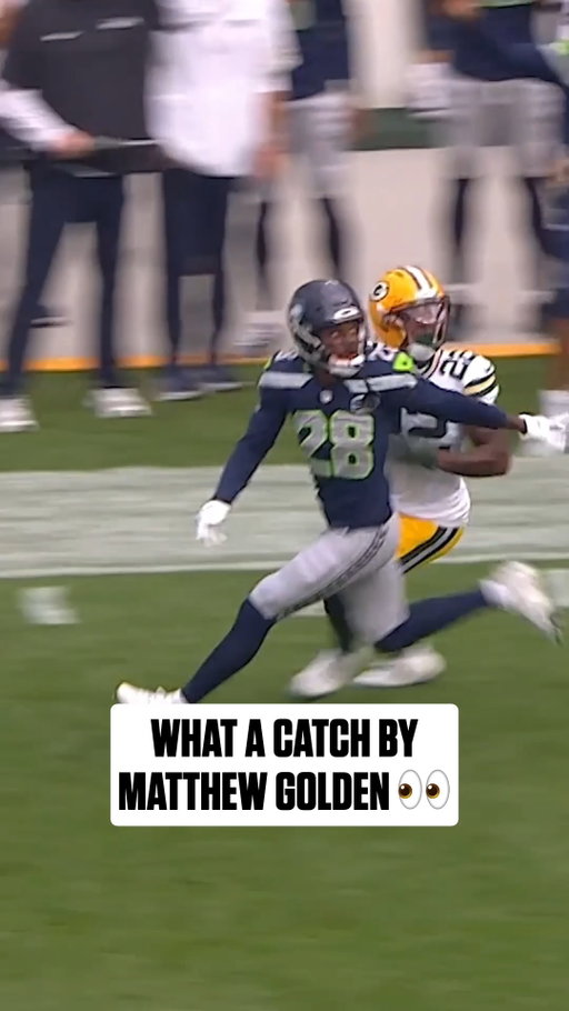 The rookie showing off the concentration 🙌

📺: #SEAvsGB on @NFLNetwork
📱: Stream on #NFLPlus