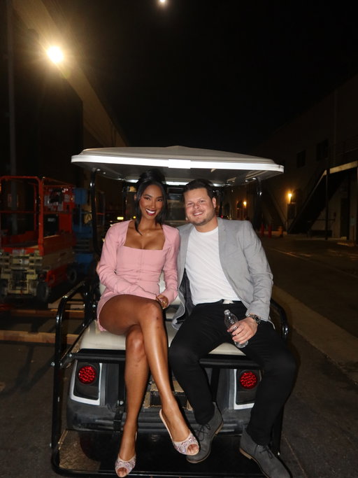 The Wall comes back tonight and SO DO WE!

BB UNLOCKED is back tonight, kicking off the Sunday show with Reality TV legend @bostonrobmariano, a hometown visit to Will’s family, and a sneak peak at this year’s iconic Wall competition. 

It’s a fun one you won’t want to miss! Tonight at 8/7c. 🔓

#bb27 #bigbrother