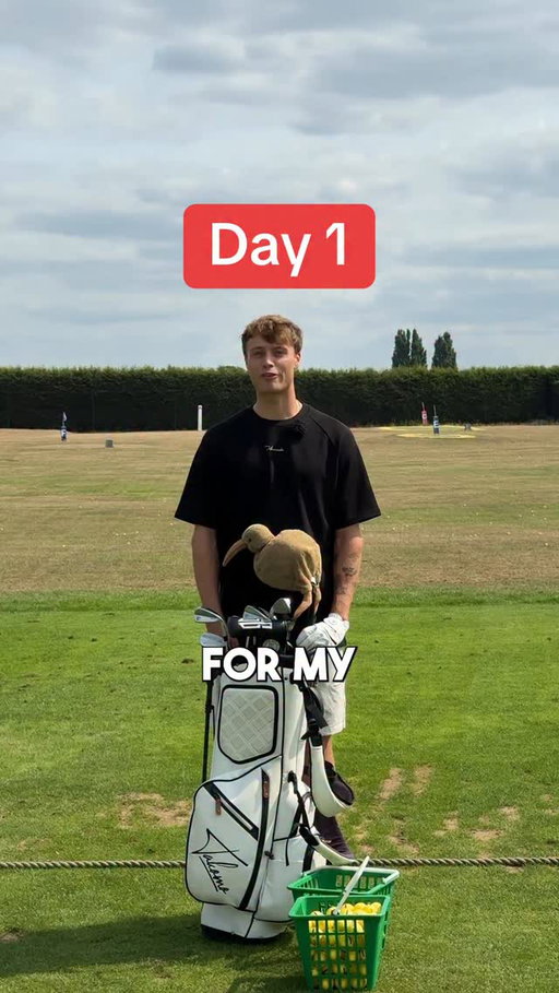 Day 1! - Nic starts his side quest. 

Clothes: @macadegolf 
Driver: @takomogolf 

#golf #golfuk #trusttheprocess