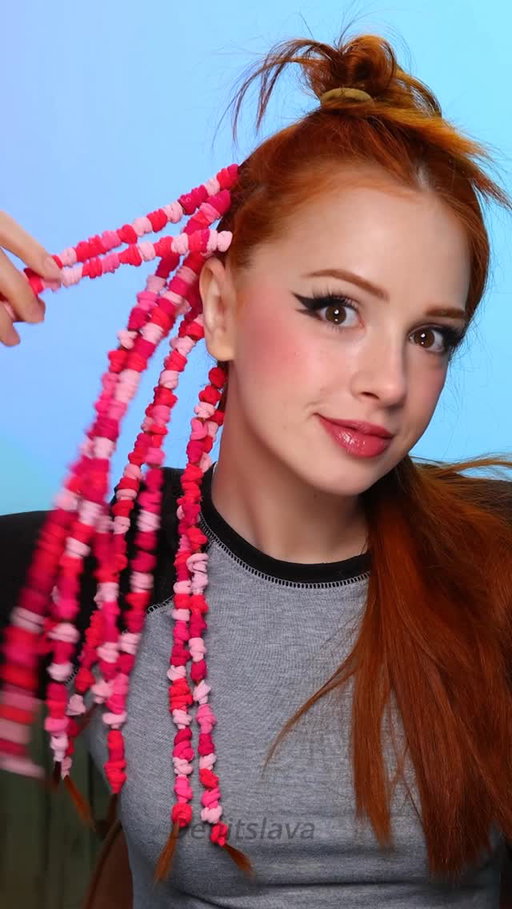 Remember when I did the hair clips trend a few months ago and tried to fit as many as possible in my hair? 😅 well, this time I did it with hair ties 💀😄wanna see part 2?👀
-
#eyeliner #haircut #makeuptransformation #hairstyles