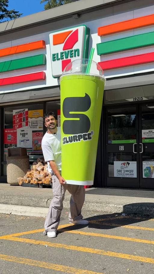 7-Eleven has $2 bring your own cup so I made a massive cup of slurpee 🥤 #7eleven #slurpee