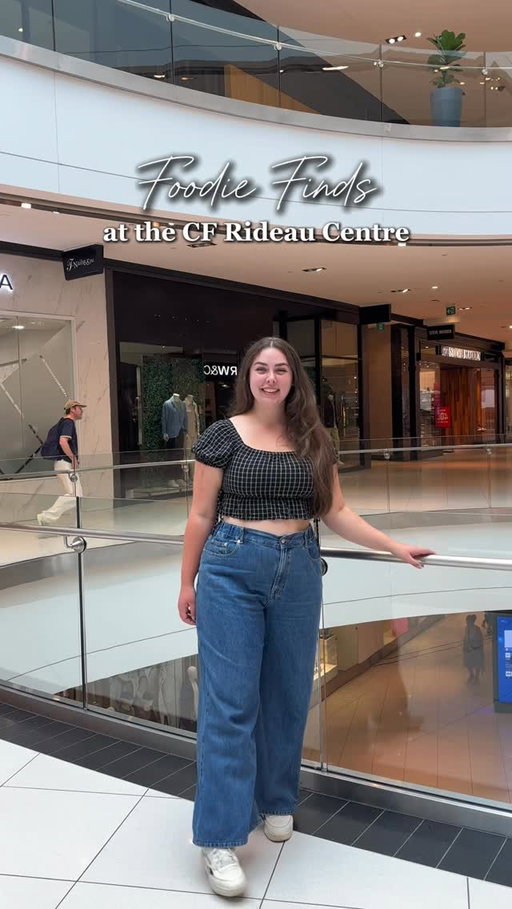 Foodie must tries at the @cfrideaucentre 🤍✨ (A D) Perfect for catching up with friends or for a little sweet indulgence! Follow @cfrideaucentre for even more foodie finds!
🥂 @joeyrestaurants Adult Snack Packs
🍩 @ledonutstop Fresh Mini Donuts & Soft Serve Ice Cream

#CadillacFairview #Meetyouthere #CFDigitalAmbassador #ottawafoodies #ottawaeats