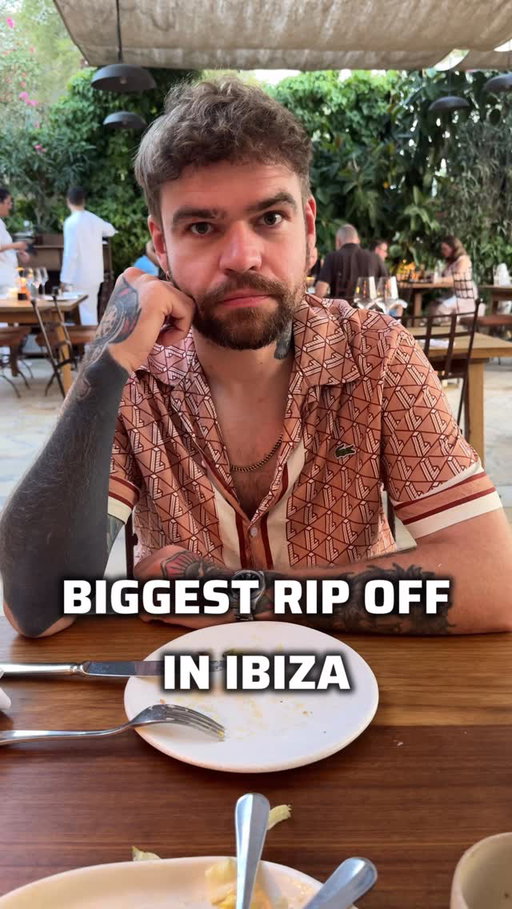 I try to keep it positive on here but when a gaff is taking the piss, I feel like I should probably talk about it. Sa Capella in Ibiza is one of those places.

I don’t even mind paying top dollar for a class meal. But this was bang average. 

I checked the menu beforehand and made peace with parting with a hefty sum for a great night of food. 

I don’t like posting negative stuff like this but I want to be honest and transparent on here. Nothing about it warranted a price anywhere near what it was.

I also just clocked on the bill my bottle of water was €11 😂

AVOID.