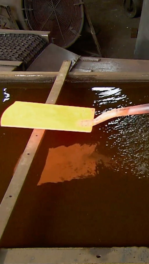 You can say we dig this shovel-making process 😏
#HowItsMade #Behindthescenes #tools