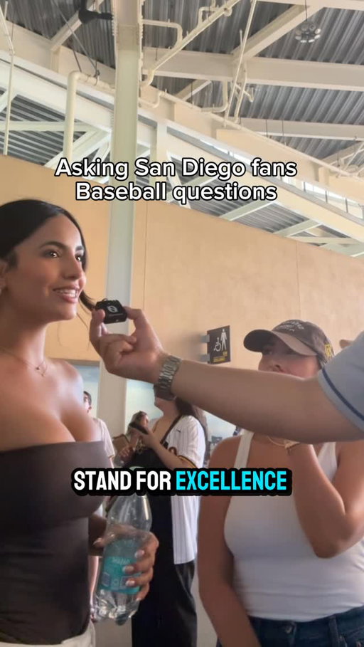 Asking San Diego fans baseball questions. Y’all were a vibe not even gonna lie 😂🔥🙌🏻

#fyp #sandiego #sandiegopadres #padres #dodgers #dodgersvspadres #nlwest #mlb #baseball #vlog #vlog #losangeles #dodgerbaseball #padresfans #petcopark