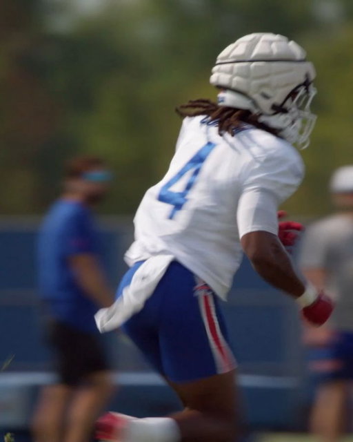 Let James Cook 👨‍🍳

#HardKnocks
