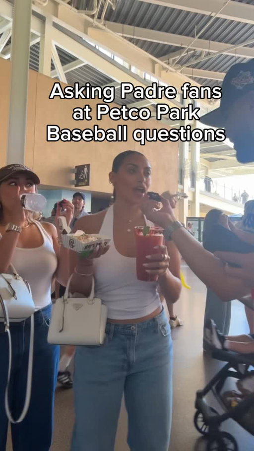 Shoutout to May 😂🔥🤝🏼

#fyp #sandiego #sandiegopadres #padres #dodgers #dodgersvspadres #dodgergame #mlb #baseballszn #baseball #baseballgame #petcopark #daygo #dodgerbaseball #dodgerstadium #vlog #culiacan #padresdfans #mexicana #mexican #mexico