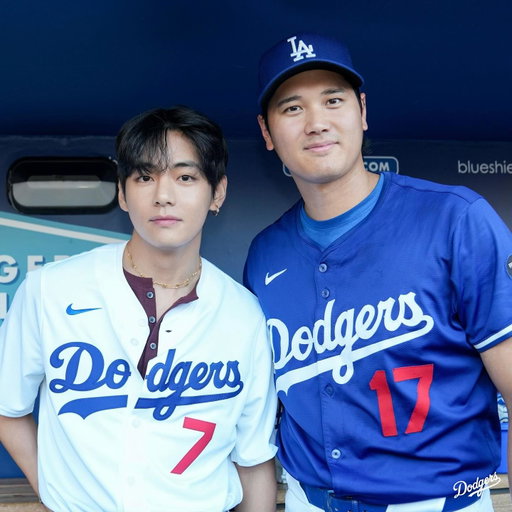 Shohei and V. 💜