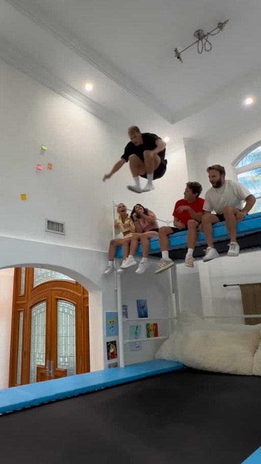 Who can stick it the highest?? 🤯