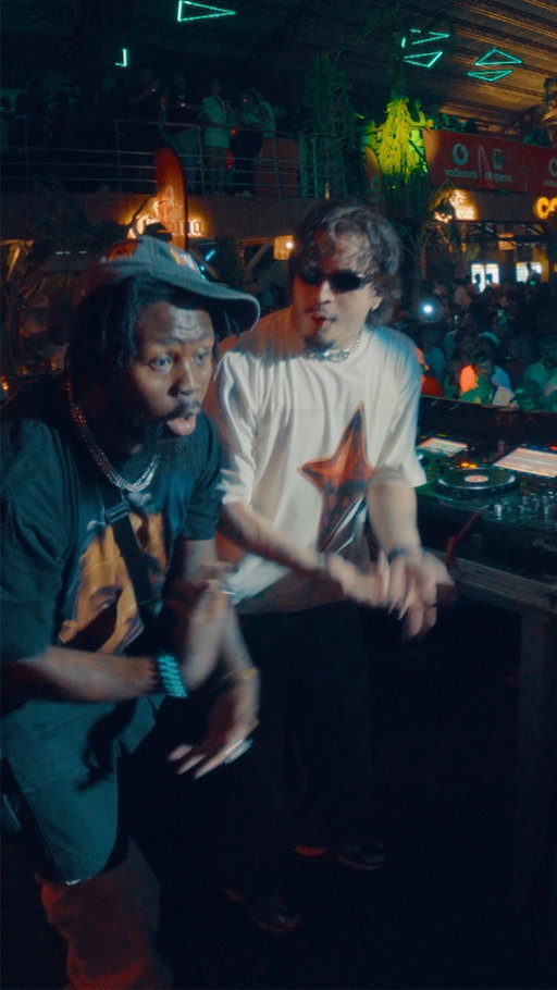 I’M AT COPACABANNA AND I NEED SOME 🍁🍁🍁 
thx for coming @stilomagolide ❤

📹: @vidalzin