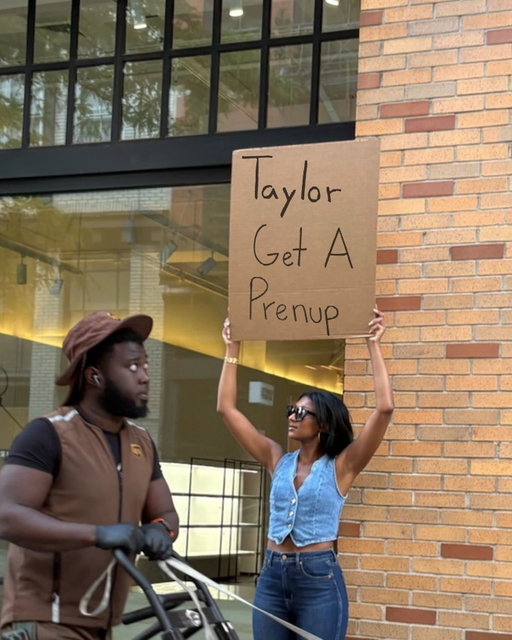 Our girl is engaged 🥹