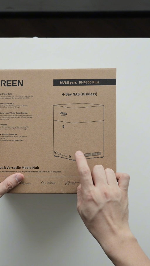 We've unboxed a lot of our UGREEN NAS devices and today it's time for the newest member. Meet the UGREEN NASync DH4300 Plus. With four bays and extremely easy setup it's the perfect NAS for your family

🔗Learn more in bio

#UGREEN #NAS #UGREENNAS #networkattachedstorage #NASync #UGREENNASync #tech