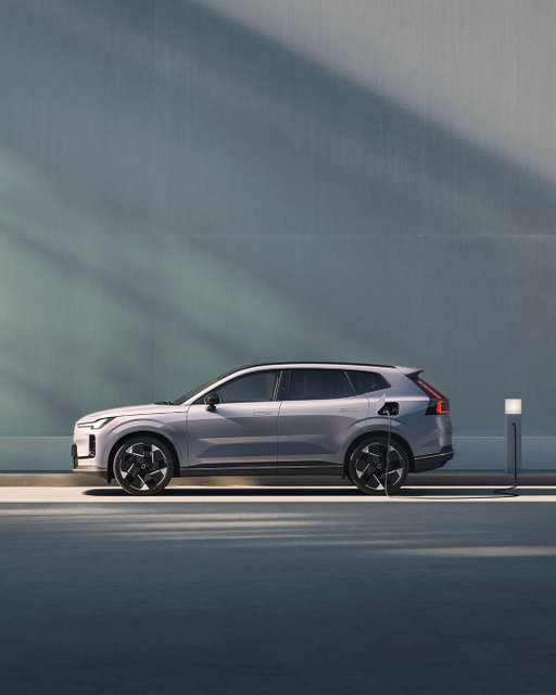 Say hello to the new Volvo XC70: our first long-range plug-in hybrid.
 
Combining an electric range of over 200km CLTC* together with an efficient combustion engine, the XC70 allows you to drive over 1200km without refuelling or recharging.
 
The XC70 is the perfect choice for families seeking a safe, comfortable and enjoyable ride enabled by human-centric and intelligent technologies.
 
The Volvo XC70 is ready for pre-order in China right now, and we plan to bring it to Europe at a later date.

* The driving range is estimated based on testing done according to the CLTC standard and is only applicable to the China market.