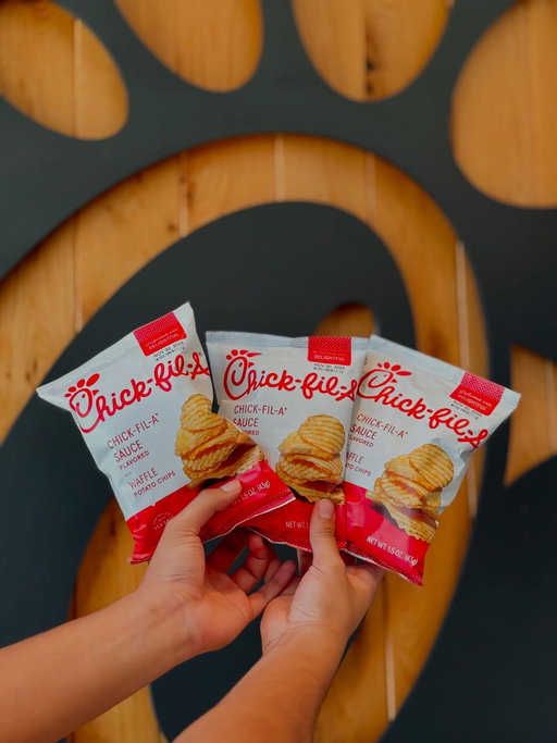 Send this to a Chick-fil-A Sauce fan ❤️

Introducing: Chick-fil-A Sauce Flavored Waffle Potato Chips. Waffle cut potato chips with Chick-fil-A Sauce flavored seasoning.

📸: @cfamercedes