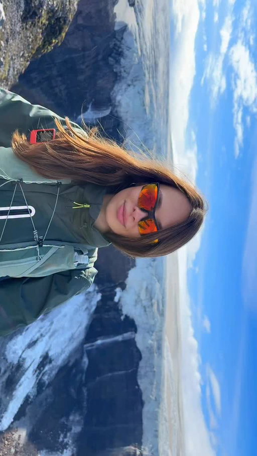 back in Iceland 🌀🇮🇸🌋

can’t believe I’m here for the second time and I’m so stoked to explore the Highlands! Renting a 4x4 camper to make it over F-roads and river crossings with ease 🙂‍↕️

Plus, this time we’re completing the famous Laugavegur trek at the end of the trip and it’s going to BLOW OUR MINDS 🌋

#icelandhiking #outdoorsygirl #naturegirl #hikinggirls #hikinggirl #icelandtravel #icelandhighlands