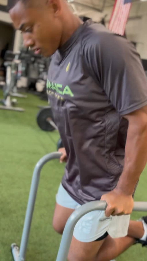 Fresh off the jet ✈️ and back to work💪
LOCKED IN‼️🔐 
TAP IN to ‘The System’
🥍 Off SZN Training x @stone_evans1 
📍 @ddfefit 
.
.
.
.
#health #weightloss #CT #newbritain #bodybuilding #weighttraining #certified #calisthenics #fitness #motivation #muscles #trainer #DDFE  #pullups #pushups #instapic #instafollow #gym #fitness #follow4follow #health #work #fitspo #instagood #instagram #insta #SHRED #explorepage✨