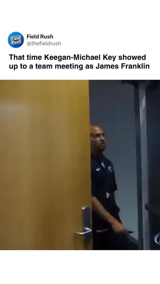 They’re twins 😭 

via @pennstatefball