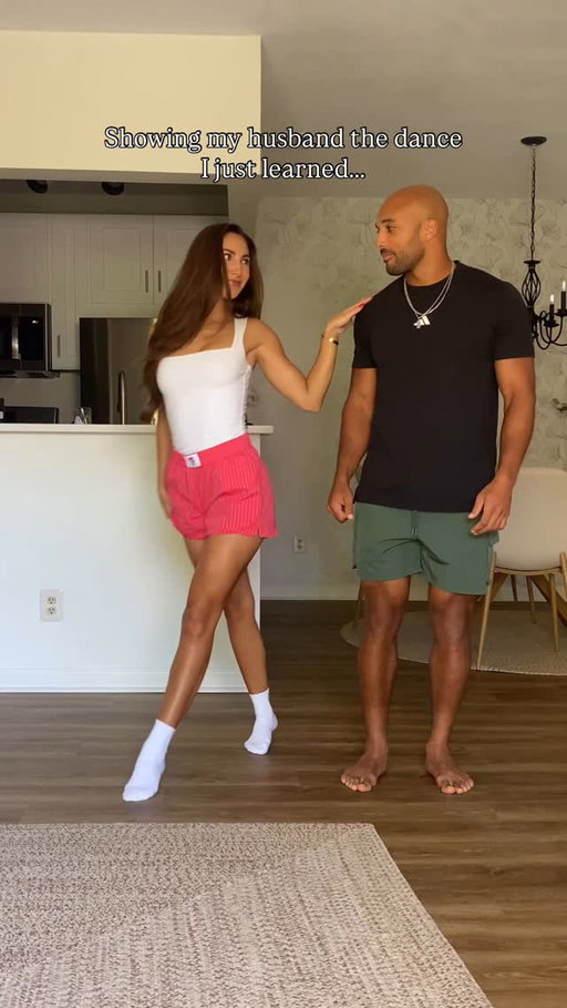 Do you think he liked it?🕺

Dc: baee.aliyaa 

#dance #couples #dancetrends #dancer #reactions