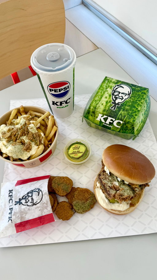 @kfc_canada just launched their pickled themed menu and here's what you'll find

Pickle Sandwich: this tripe breaded sandwich comes in the original and a spicy version 

Loaded Pickle Fries: piled high with crispy pickle chips, creamy mayo and cold dill seasoning 

Fried Pickle Chips: crunch and tangy pickle chips topped with dill pickle seasoning 

Pickle Pepsi: a side of pickle brine and slices that you can add into your Pepsi 

#yeg #yegbusiness #yegfoodblogger #yeglocal #yegfood #yeglife #yegliving #yegfoodie #letseatcanada #edmonton #edmontoneats #edmontonalberta #edmontonlife #edmontonfood #edmontonfoodie #sherwoodpark #stalbert #leduc #edmontonfood #yegblogger #edmontonlocal #yyc #canadianblogger #canadianfoodie #canadianfood #canadianfoodblogger #kfcchicken #kfc