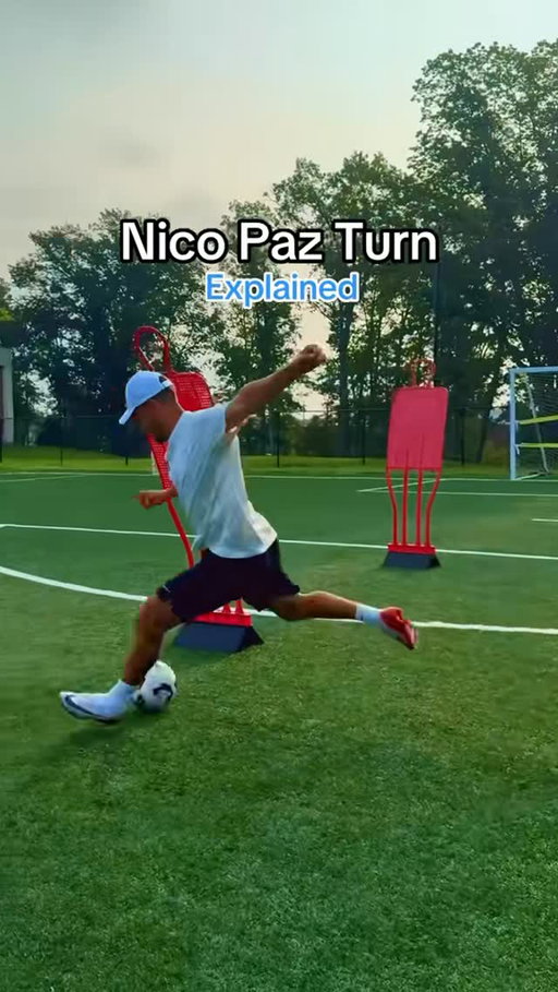 Art of Splitting 2 Defenders 🏃‍♂️〰️🏃‍♂️
Nico Paz brilliance baiting both players into the space he wanted them to go. Once they committed he picked his moment and broke the lines 🔥

#soccer #football #futbol #details