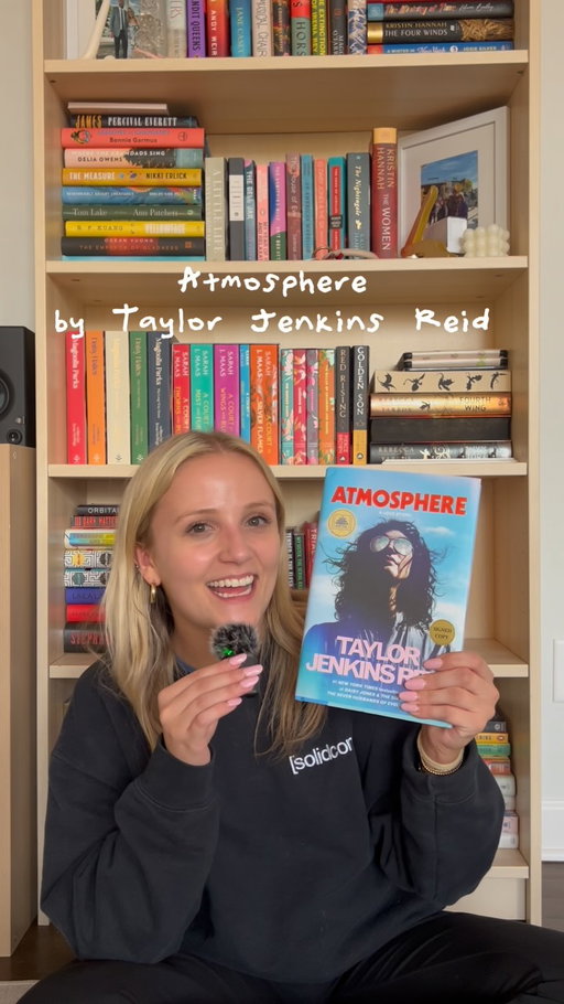 book review: Atmosphere by Taylor Jenkins Reid 
⭐️⭐️⭐️⭐️ - 4.5/5

Such a power emotional story. GO READ IT!