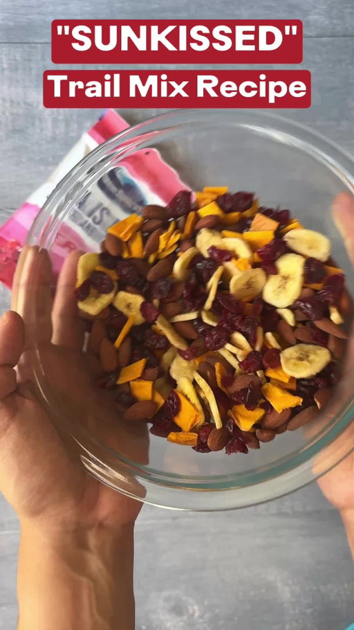 For beach days, pool hangs, or pretending you’re on vacation—this one’s got you. Save the vid and whip up some Sunkissed deliciousness.