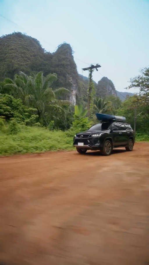 Flow through every adventure.

#TOYOTA #Fortuner #SUV