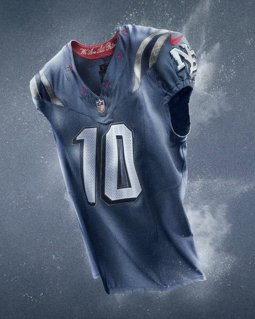 Batten the hatches, the Nor’easter is coming…  Our NFL Nike Rivalries Jersey is inspired by harsh elements, historic runs, and a fandom that’s been handed down from generation to generation.  Full Collection Coming 9.10 Rivalries Game vs New York Jets 11.13  Show them who you are.