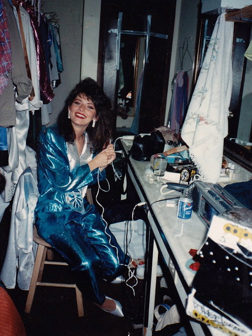 Happy birthday to me! How can I be 60? So glad to have kept some photos from this time in the 80s when I had no idea what was ahead of me and Shania f**king Twain didn’t exist yet 😂 

I can’t begin to explain how grateful I am for the life that i have. For my family, friends, fans and the inspiration I get from all of you ❤️

I’ve tried to stay true to myself along the way and that’s my intention moving forward into the next chapter.