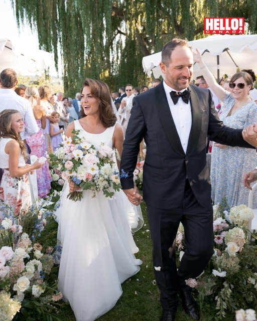 J+J Forever ❣️ In the latest issue of HELLO! Canada, we caught up with Jillian Harris and Justin Pasutto the morning after they finally said "I do" — following a long engagement and 13 years together 🥹

"I don’t think we went to bed until four o’clock! Every single person danced as long as they could — until the band stopped playing!" Jillian shared after their five-day celebration, which featured a church ceremony, rehearsal dinner, joint bachelor/bachelorette day, a massive outdoor party on their farm, and a farewell dockside bash in Kelowna, British Columbia 🇨🇦

Read more at the link in our bio or pick up a copy today! 🗞️ #HELLOCanada

📷: @_mintedphotography_