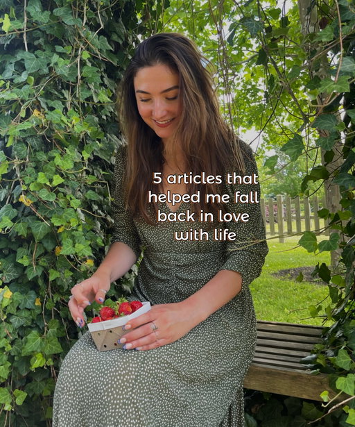 “i’m not everything all at once, and that’s okay”

these articles have helped me find my spark again lately by realizing the importance of being where your feet are, letting go of the need to prove your worth to anyone and living unapologetically. 

I found inspiration and im hoping they can do the same for you 💌

comment “read” and ill send you the articles!! 🩷

#mindset #selflove #perspective #reading #explorepage✨