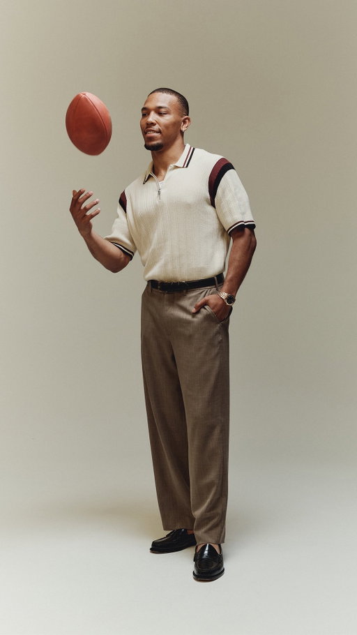 Y’all know I don’t play about my fits. I’m working with the @abercrombie Style Concierge to keep it fresh every step of the way.
.
.
.
.
The Abercrombie Style Concierge is a personalized styling service made exclusively for NFL players, offering looks for their biggest moments, all season long.