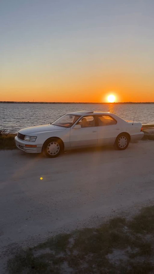 Golden skies. Timeless drive. 
📸: @sines.media #ThrowbackThursday #LookAtMyLexus #LexusLS #Lexus #ExperienceAmazing