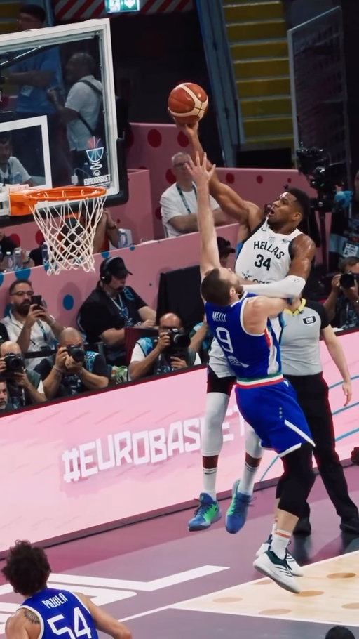 Makes everything look so easy 🫠

#EuroBasket