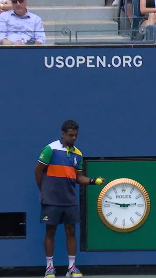 O boleiro tá atento 😅

Assista todas as quadras do US Open AO VIVO pelo #DisneyPlus Premium

#USOpenNaESPN #usopen