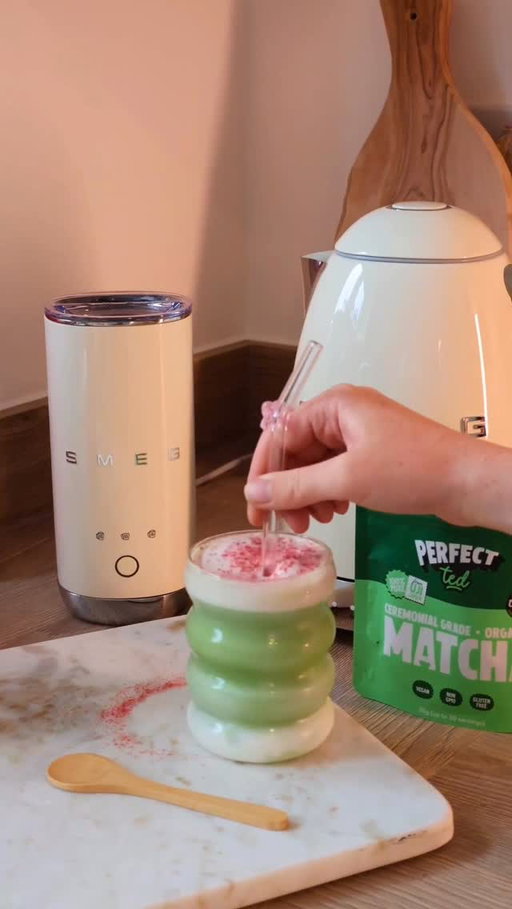 ✨ CLOSED ✨

Matcha lovers, this one is for you...

We’ve joined forces with PerfectTed to give you the chance to win a Smeg Mini Milk Frother and the Ultimate Matcha Bundle. 💚

To enter:

1. Follow @smeg_uk and @perfecttedenergy 

2. Like this post

3. Tag a friend who loves a matcha moment

Share this post in your story for a bonus entry!

The giveaway ends on the 5th September. Winner announced on our stories. UK only.

#SmegUK #Smeg #PerfectTed #Matcha #Giveaway