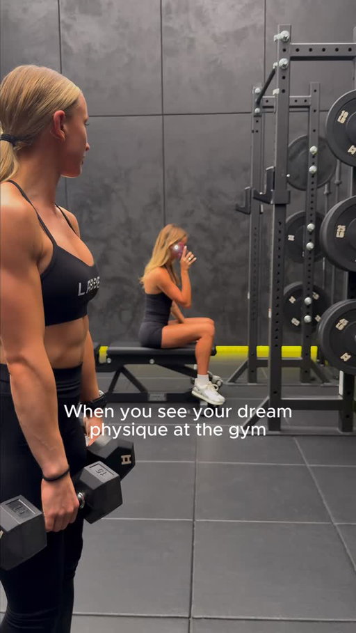 We can all agree that Coach @abbiedennisonfit is goals🔥 Team Versa drops Monday. Get ready.