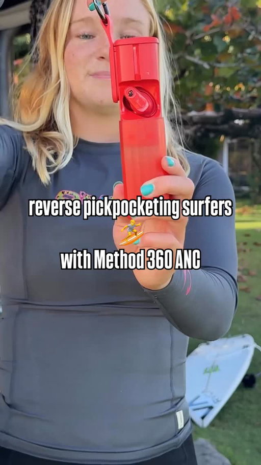 Don’t drop em in the ocean! 😅 

Where else should we do some reverse pickpocketing? 👀

🔗 @caitysimmers @griffin_cola