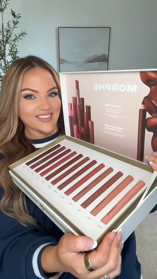 Swatching the new @morphebrushes Lip Filter Hydroplump Soft Matte Lipsticks! Which is your fave shade? #morphe #lipswatches #newmakeup