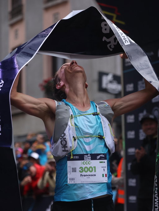 He is so back ⚡️

@francesco.puppi is your @utmbmontblanc 2025 CCC winner.

Taking on the CCC for the first time, he continues to show that our bodies are capable of more than we imagine, finding joy in what he loves most along the way 🪽

Complimenti, Francesco!

#FlyHumanFly #HOKA #LetsFlyChamonix