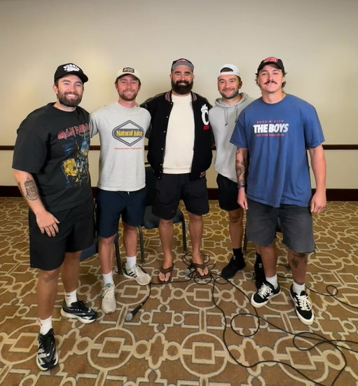 We would like to introduce our new co-host: @jason.kelce