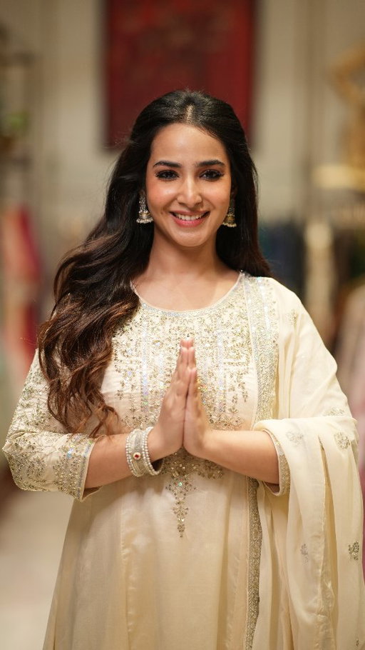 Festivities are incomplete without the timeless charm of BIBA Red.
Step into a BIBA store this Puja and discover a style that’s truly Different By Design.

✨️💫🤗🥰