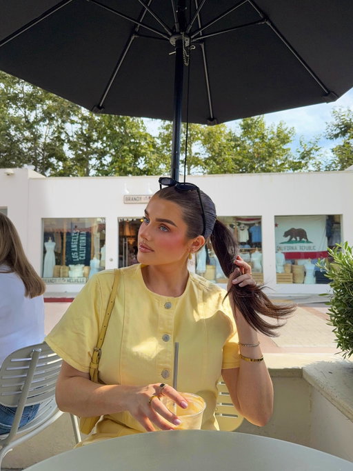 august you’ve been SO amazing, delicious, colourful, life-changing.. just the best ever 💘🍒🛩️🍣🌼 
also just posted an update vlog! ♡