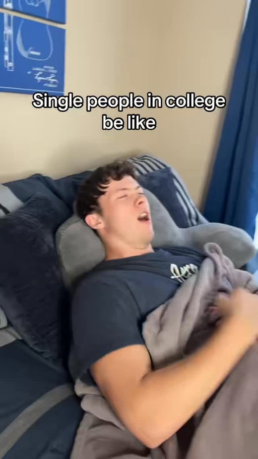 Can’t be this guy #single #college #collegehumor #singlelife
