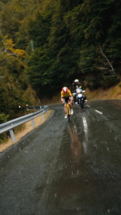Just enjoy the video. 

#LaVuelta25 🎥 @agomediarecord