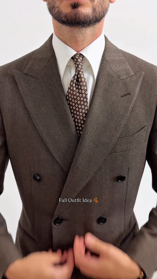 Loving this mid brown suit from @suitsupply 👌 For which occasion would you wear the look?
 
 
 
#suitsupply #suit #fallfashion #falloutfitinspo