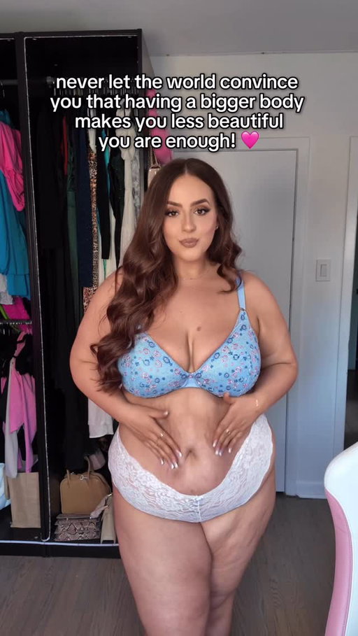a reminder to all the plus size girlies out there that you don’t have to be skinny to be hot or worthy of love! 💕 

YOU ARE ENOUGH! 🙌

#confidence #plussize #selflovejourney #plussizeinspo