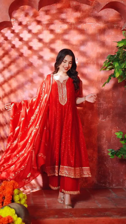 To me, red has always meant Durga Puja, but @bibaindia made it even special. It’s courage, grace, inspiration… and a lot more. ❤️

This Pujo, I’m celebrating the spirit of red with #DifferentByDesign looks from BIBA✨

Shop your festive favourites from their festive collection 💫